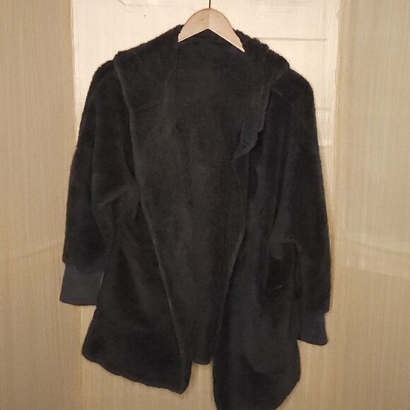 Unbranded Womens Grey Teddy Bear Dolman Sleeve Oversized Cardigan Small - Picture 1 of 7